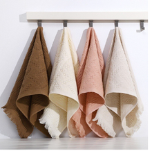 Load image into Gallery viewer, New Luxury Towel with Tassel Set
