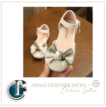 Load image into Gallery viewer, Arna's Shoe Collection - Beautiful Child Designer Patent Shoe (Wedding) Special Occassion