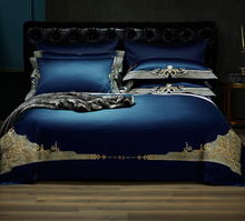 Load image into Gallery viewer, "Arna Lisa" Royal Collection - Luxury 600TC Egyptian Cotton Classic Exquisite Bedding Set - King 4 piece