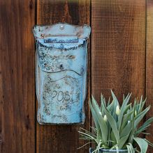 Load image into Gallery viewer, Mailbox - Metal Vintage Handcrafted - Choice of Colours