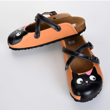 Load image into Gallery viewer, Quality 2021 Women's Sabo Slipper - Many Styles & Colours