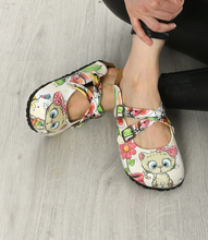 Load image into Gallery viewer, Quality 2021 Women's Sabo Slipper - Many Styles & Colours