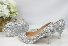 Load image into Gallery viewer, Limited Edition - Luxury Lace Shoe Set - Many colours & Sizes (Shoe + Clutch) Silver Crystal Bride High heels ladies party dress shoes woman Round Toe