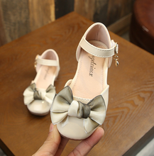 Load image into Gallery viewer, Arna's Shoe Collection - Beautiful Child Designer Patent Shoe (Wedding) Special Occassion