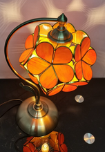 Load image into Gallery viewer, Arna Royal Collection - European Retro Table Lamp