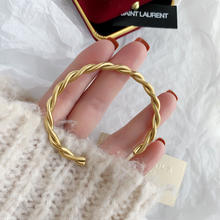 Load image into Gallery viewer, Women's Designer Gold Bangle + Gift Box

