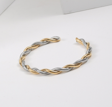 Load image into Gallery viewer, Women's Designer Gold Bangle + Gift Box
