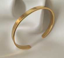 Load image into Gallery viewer, Women's Gold Bangle
