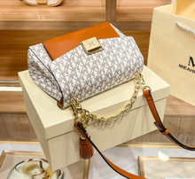 Load image into Gallery viewer, "Arna Lisa" Collection - Luxury Women's Clutch Designer Handbag

