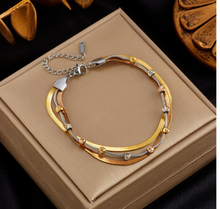 Load image into Gallery viewer, Women's Gold Bracelet 18K
