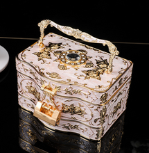 Load image into Gallery viewer, Arna's Luxury Jewellery Box Mirrored with 3 Layers (4 Colours)
