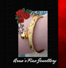 Load image into Gallery viewer, Baby's Bangle - Gold or Silver
