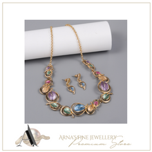 Load image into Gallery viewer, Quality Metallic Geometric Chain - Necklace + Earrings
