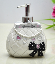 Load image into Gallery viewer, "Glamour Girl" Bathroom set - 5 piece. (3D Hand Painted)
