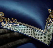 Load image into Gallery viewer, "Arna Lisa" Royal Collection - Luxury 600TC Egyptian Cotton Classic Exquisite Bedding Set - King 4 piece
