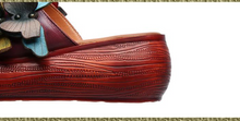 Load image into Gallery viewer, "Arna" Collection Shoes - Handcrafted Original Leathers - Women Slippers
