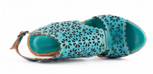 Load image into Gallery viewer, "Arna" Collection Shoes - Handcrafted Original Heels - 2 Styles/Colours
