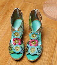 Load image into Gallery viewer, "Arna" Collection Shoes - Handcrafted Original Heels - 2 Styles/Colours

