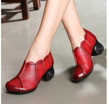Load image into Gallery viewer, "Arna" Collection Shoes - Handcrafted Original Leathers - Retro Women Pumps
