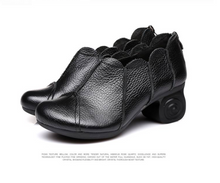 Load image into Gallery viewer, "Arna" Collection Shoes - Handcrafted Original Leathers - Retro Women Pumps
