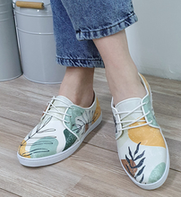 Load image into Gallery viewer, Digital Print Colourful Patterned Women's Sports Shoes
