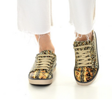 Load image into Gallery viewer, Digital Print Colourful Patterned Women's Sports Shoes Classic Shoes Flat Camouflage Casual Shoes Fashion 2021
