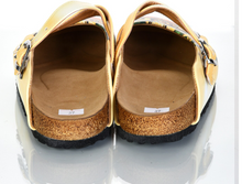 Load image into Gallery viewer, Quality Women's Sabo Slipper - Many Styles &amp; Colours
