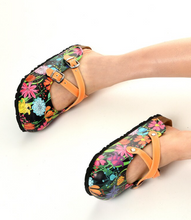 Load image into Gallery viewer, Quality 2021 Women's Sabo Slipper - Many Styles &amp; Colours
