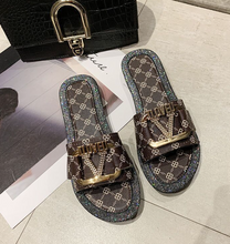 Load image into Gallery viewer, Stunning Quality Slip on  - Casual Shoe - Non Slip
