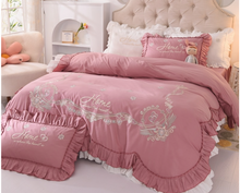 Load image into Gallery viewer, "Arna Lisa Royal Collection" - New Luxury White 100% Cotton Floral Embroidery Bedding Set
