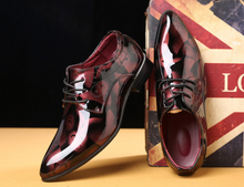 Load image into Gallery viewer, Mens Patent Leather Oxford Shoes Pointed Toe Business Wedding Shoes -  Many Sizes &amp; Colours
