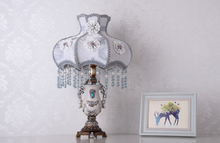 Load image into Gallery viewer, Arna Royal Collection - Vintage European Retro Table Lamp

