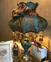 Load image into Gallery viewer, Arna Royal Collection - Europe Crystal Table Lamp Vintage Retro Palace Style
