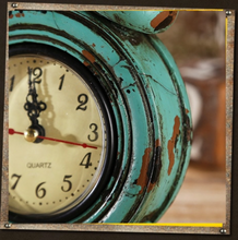 Load image into Gallery viewer, Deluxe "Arna Royal Clock Collection"  Retro Iron Clock - Many Colours
