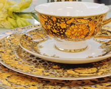 Load image into Gallery viewer, "Arna Lisa" Royal Collection - 24 Piece Porcelain Dinnerware Set for 6 (Leopard Print Pink)
