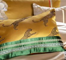 Load image into Gallery viewer, "Arna Lisa" Royal Collection -  Luxury Vintage Brocade Jacquard Egyptian Cotton Lion Embroidered - King 12 Piece
