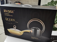 Load image into Gallery viewer, "Arna Lisa Royal Collections" Gold Diamond Queen Series Frying Pan Non-stick Stockpot Wok Pots
